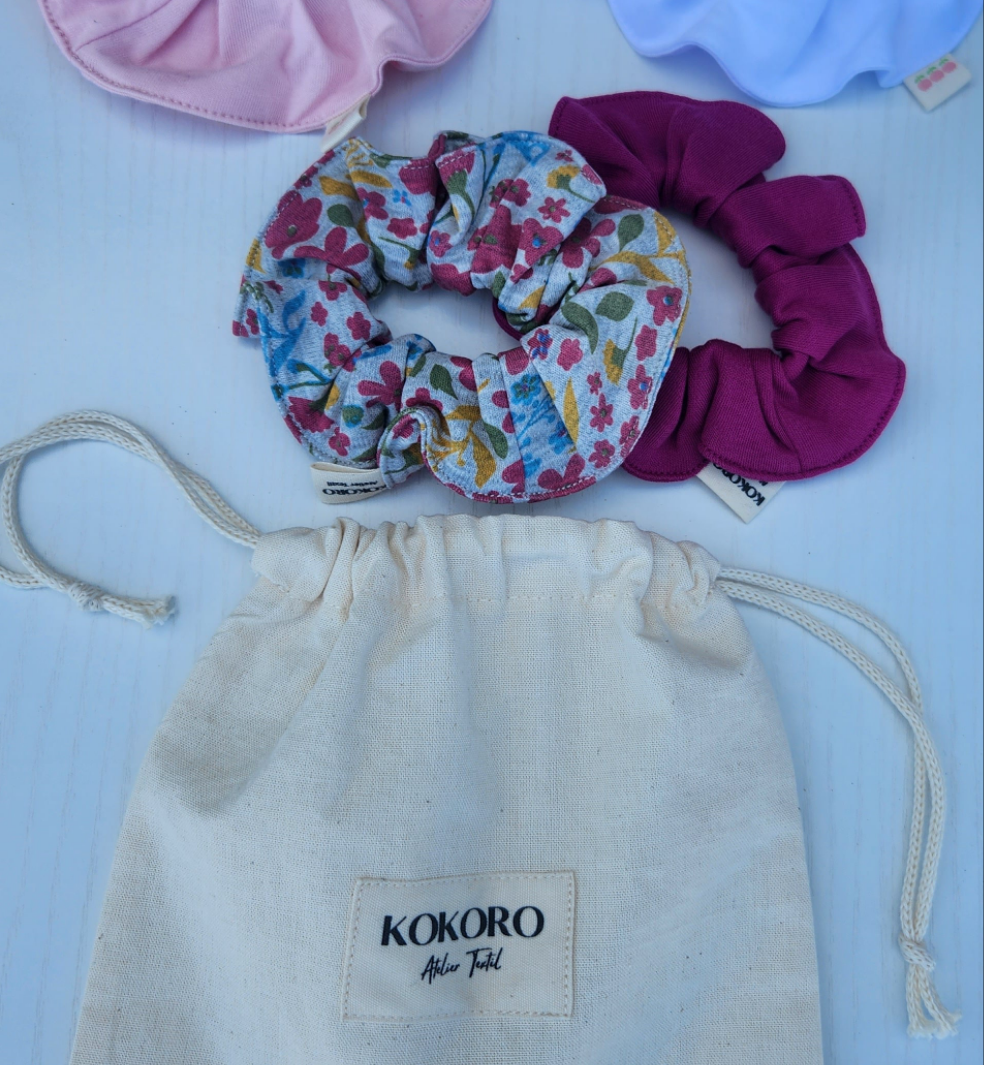 Set of 4 Scrunchies + Fabric Pouch